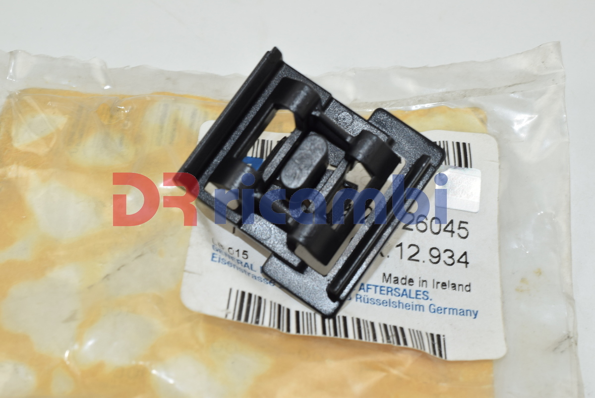 MORSETTO GRAFFA CLIP FISSAGGIO PANNELLO BATTICALCAGNO OPEL VECTRA C  OPEL 164993