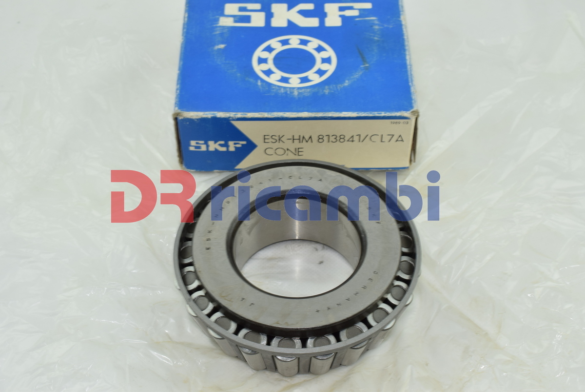 CUSCINETTO SKF ESK-HM813841-CL7A IVECO 180.24 180.26 190.30 190.35 FIAT 41822656