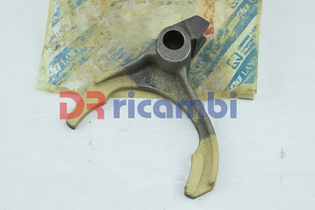 FORCELLA SELEZIONE MARCE CAMBIO 1ª 2ª V.  FIAT PANDA 4x4 SEICENTO FIAT 46520740