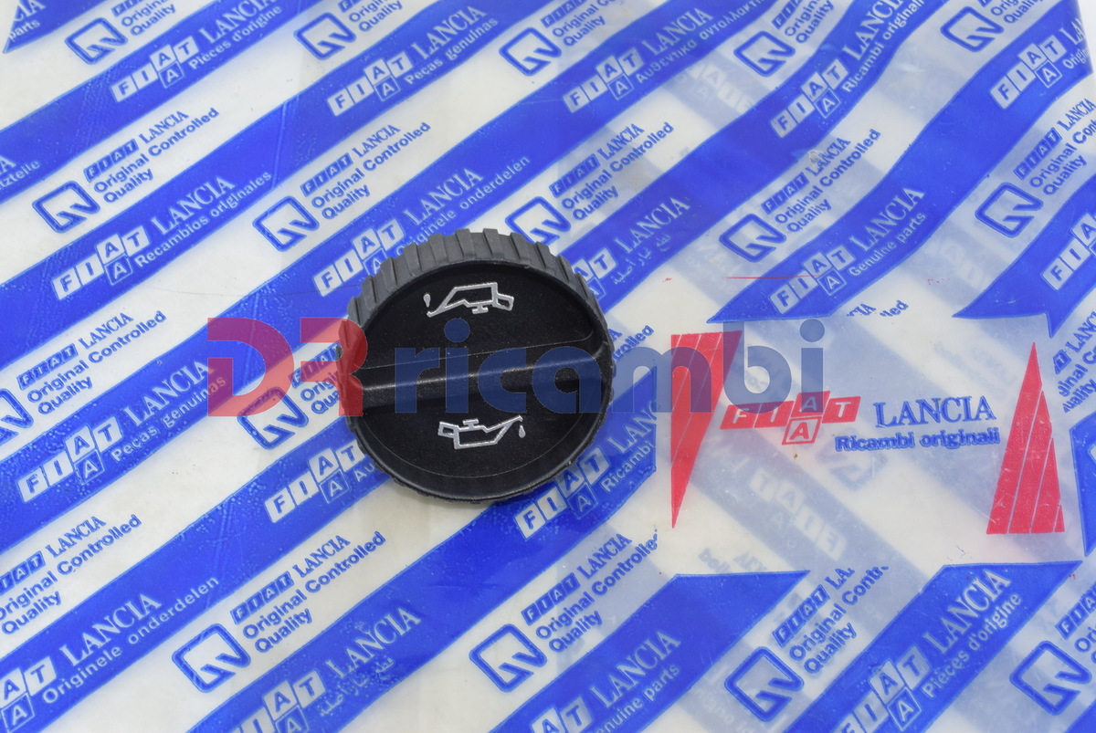 TAPPO SERBATOIO OLIO FIAT ULYSSE / SCUDO - LANCIA PHEDRA ORIGINALE 9610887480