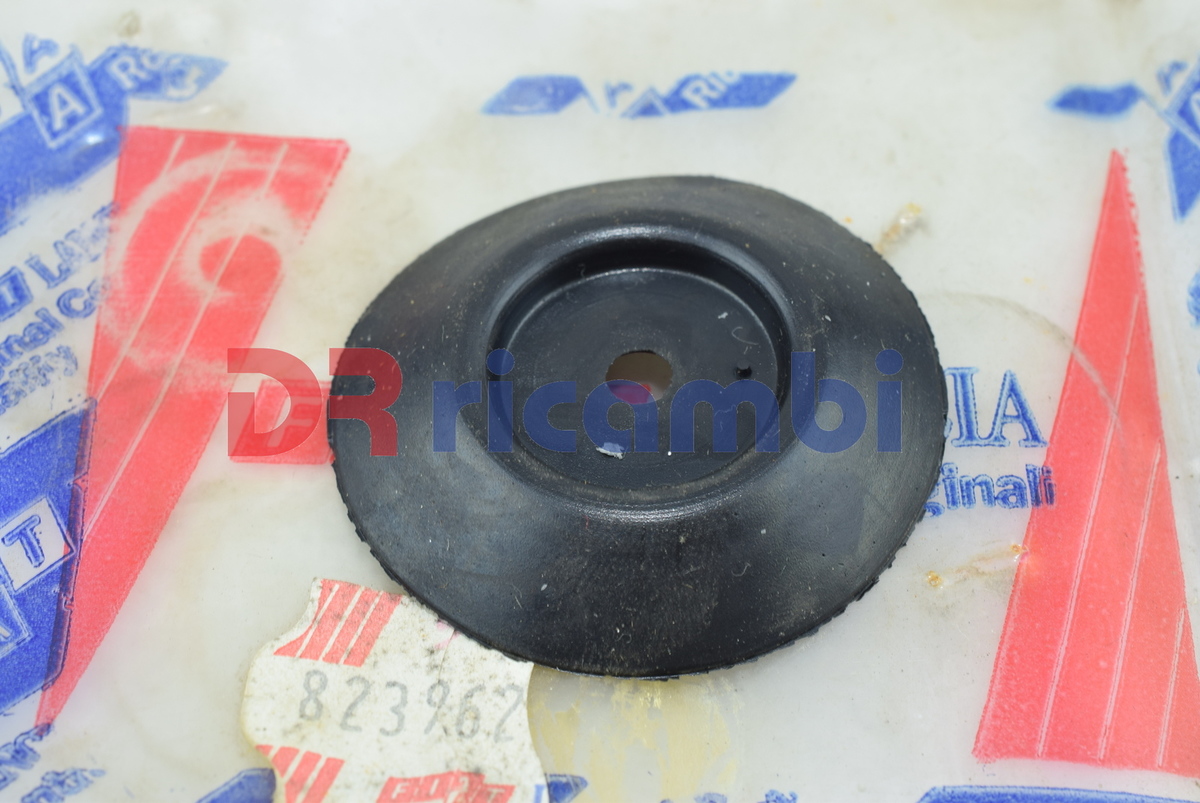 GUARNIZIONE TENUTA MOSTRINA MONTANTE FIAT FIORINO LANCIA DELTA - FIAT 82396297