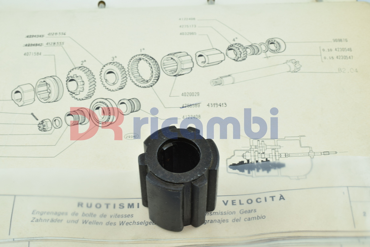 MOZZO INGRANAGGIO CAMBIO FIAT 500 D F L  4a V.  500 GIARDINIERA FIAT 4032965