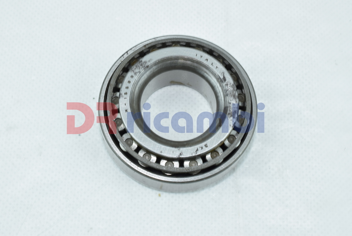 CUSCINETTO A RULLI CONICI SKF RIV 01/02/3526  SKF K15580/K15520 - D. 27x57.15x18