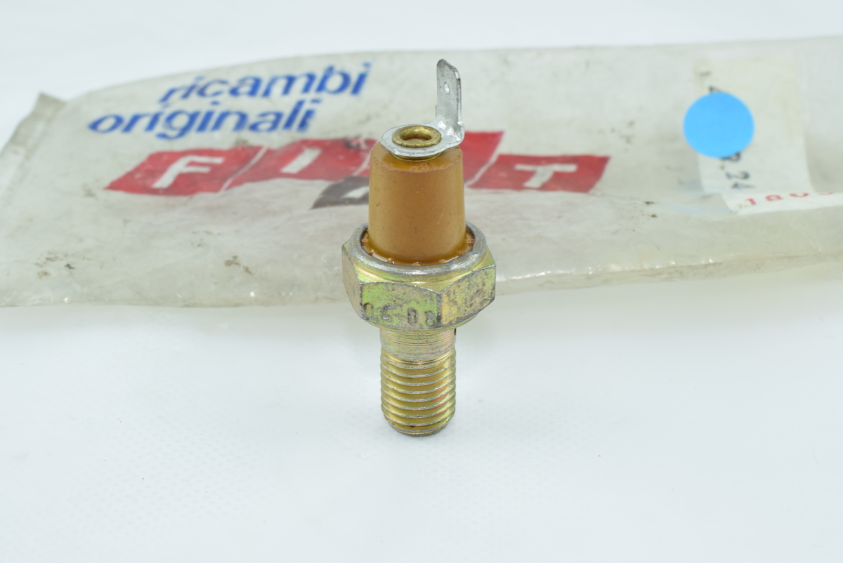 INTERRUTTORE SPIA OLIO MOTORE FIAT AUTOBUS OM PER IVECO 410 - 416 FIAT 4151891 