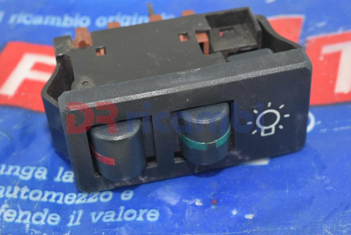 INTERRUTTORE BLU ACCENSIONE LUCE FIAT RITMO RITMO 105 RITMO 130 FIAT 5924462