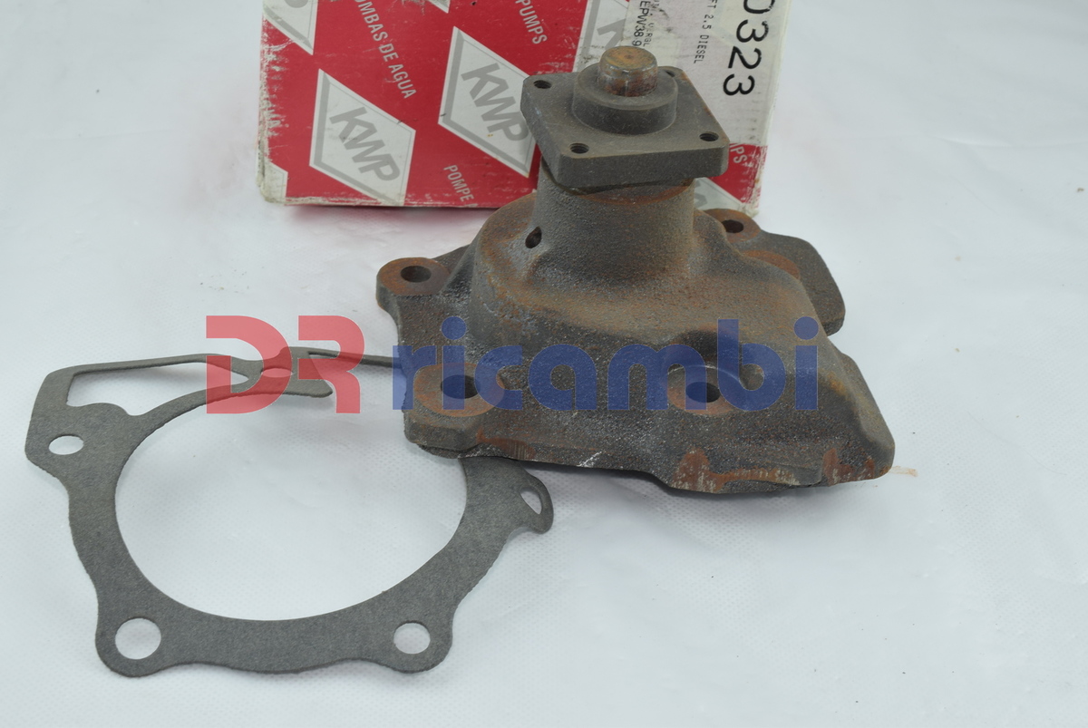 POMPA ACQUA FORD TRANSIT 2.5 D - KWP10323 - FORD 1126046 - 5012773 - 5024545