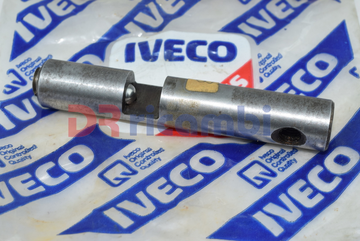 PERNO FULCRO CON MOLLA E SFERA CAMBIO AUTOCARRO IVECO OM - IVECO 555593