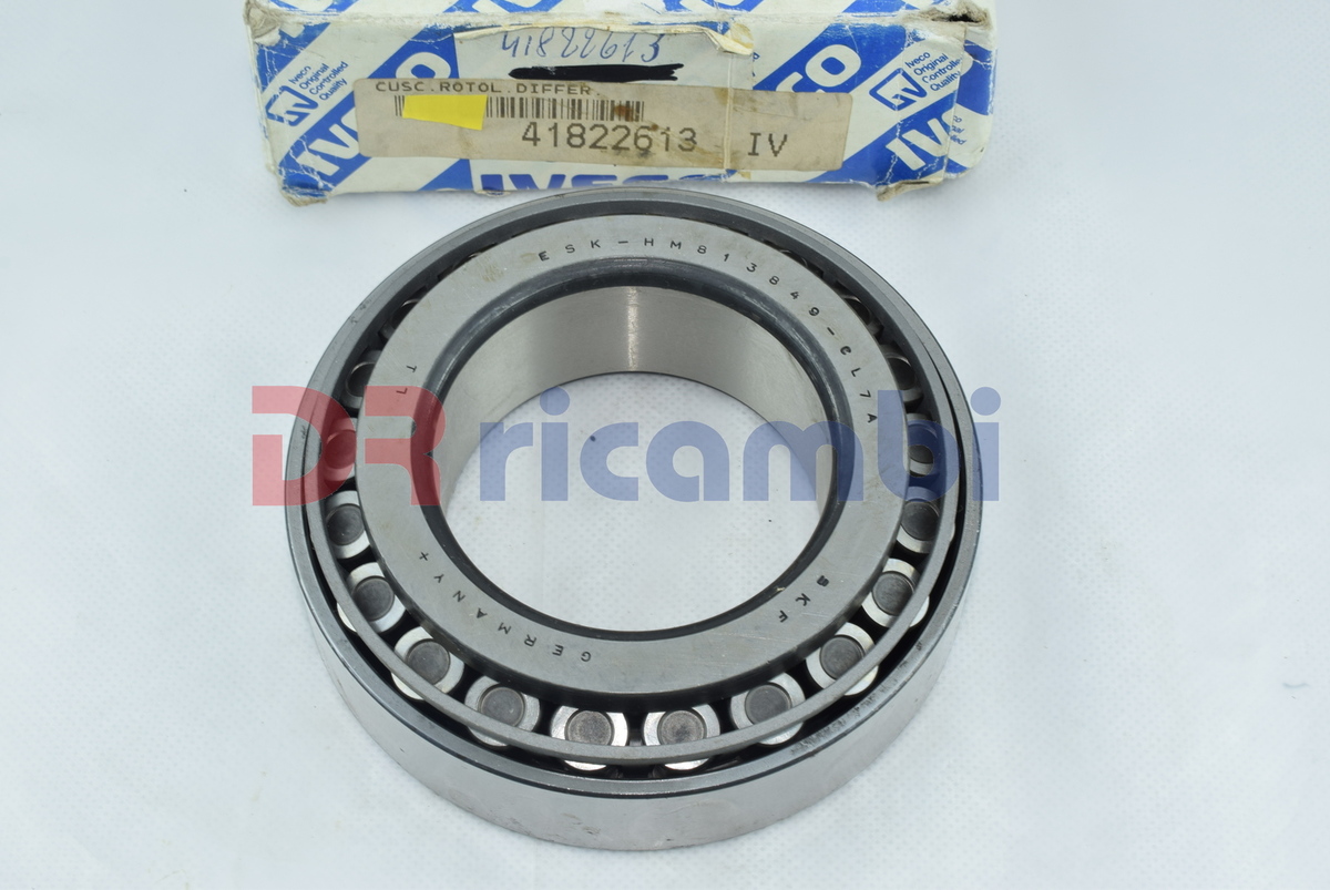 CUSCINETTO RUOTA DIFFERENZIALE IVECO 41822613 41822614 SKF HM813849/HM813811 