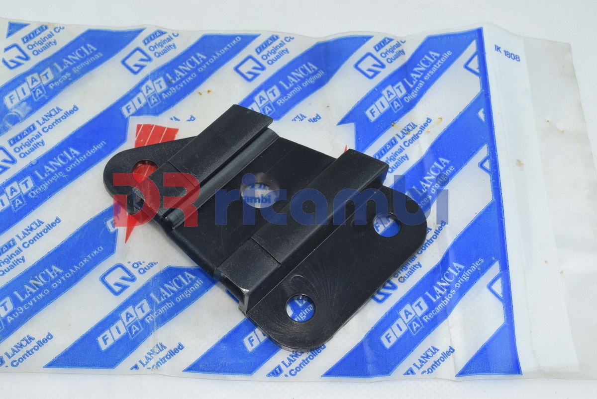 STAFFA SUPPORTO PARAURTI POSTERIORE LATO DESTRO LANCIA DELTA - LANCIA 82422298