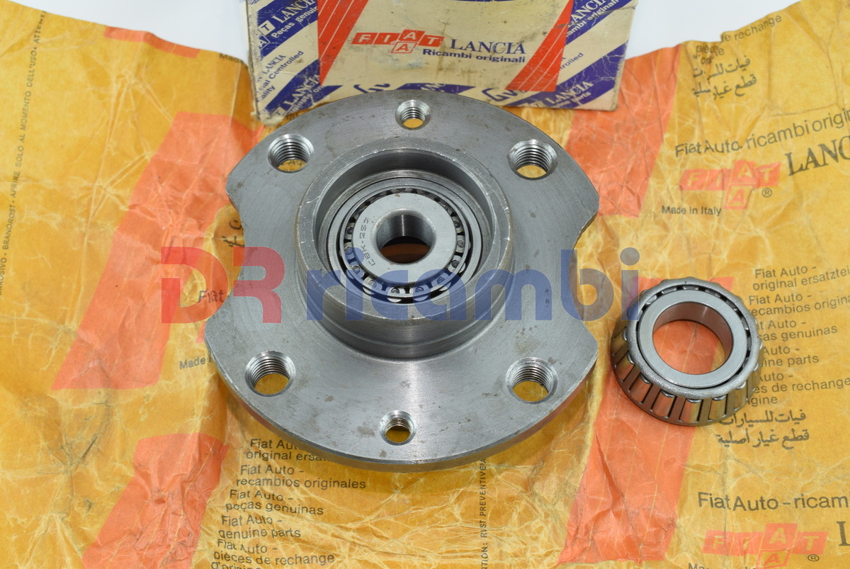 MOZZO RUOTA ANTERIORE  FIAT 126 (1987-1999) COMPLETO DI CUSCINETTI FIAT 4373831