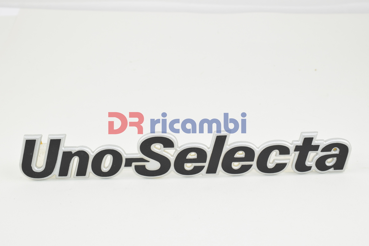 LOGO FREGIO SIGLA MODELLO FIAT UNO SELECTA DR0170