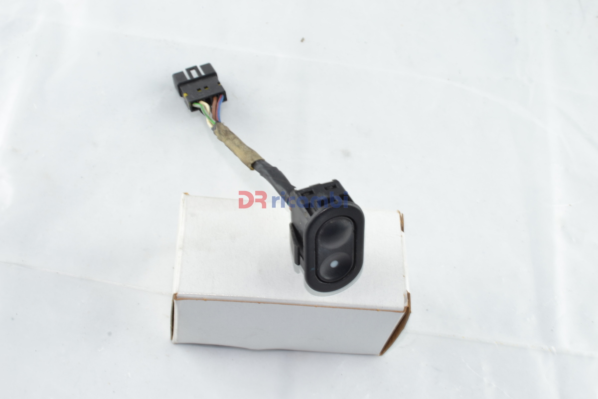 INTERRUTTORE PULSANTE FINESTRINO ANT CONSOLLE CENTRALE OPEL CORSA A - 90310997