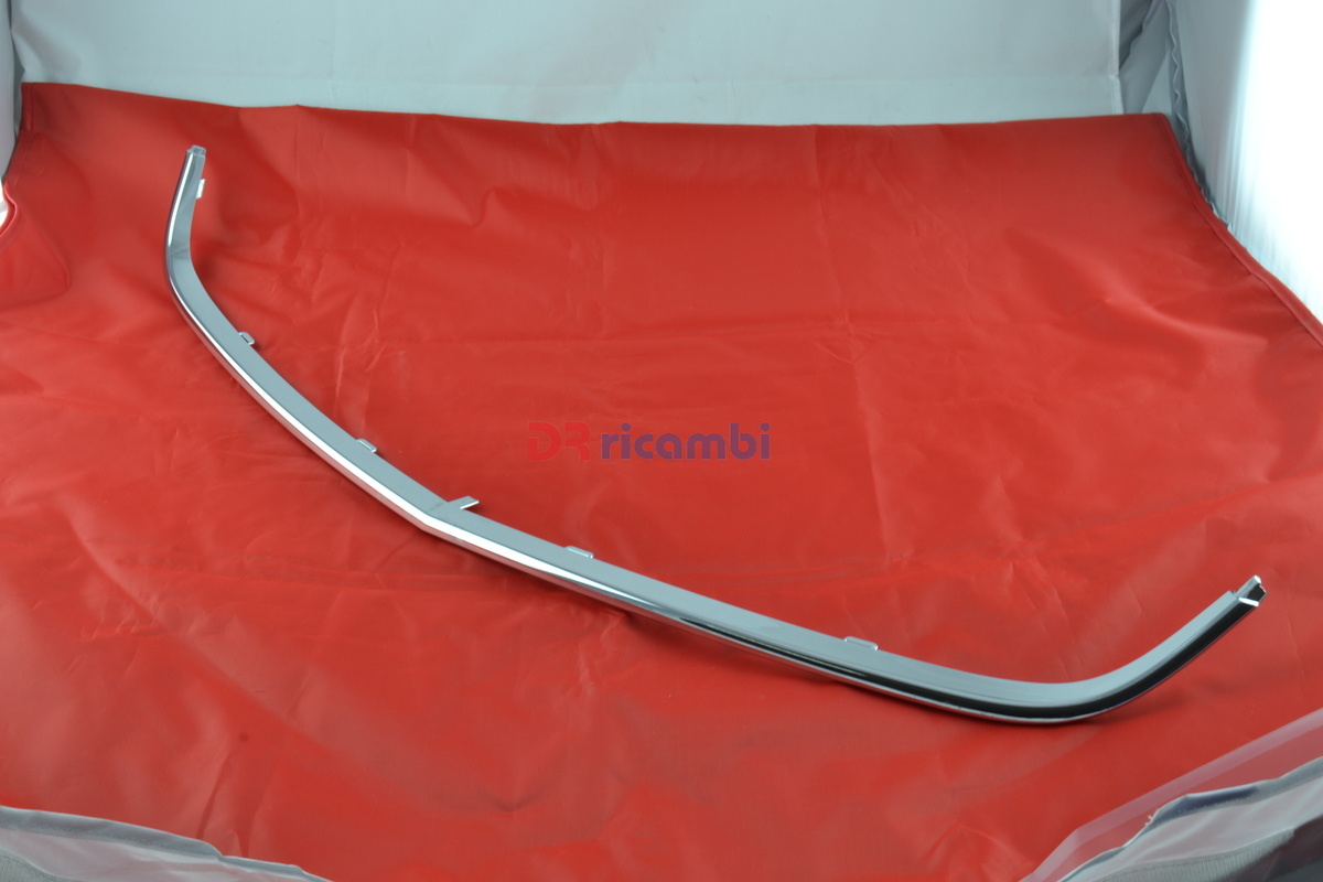 STRISCIA INFERIORE CROMATA GRIGLIA RADIATORE OPEL ZAFIRA B - OPEL 13247338