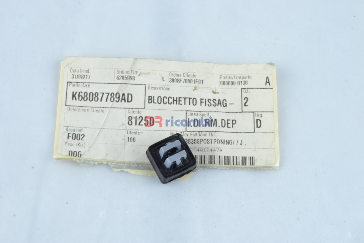 GOMMINO BLOCCHETTO FISSAGGIO COFANO POSTERIORE JEEP FIAT LANCIA - K68087789AD