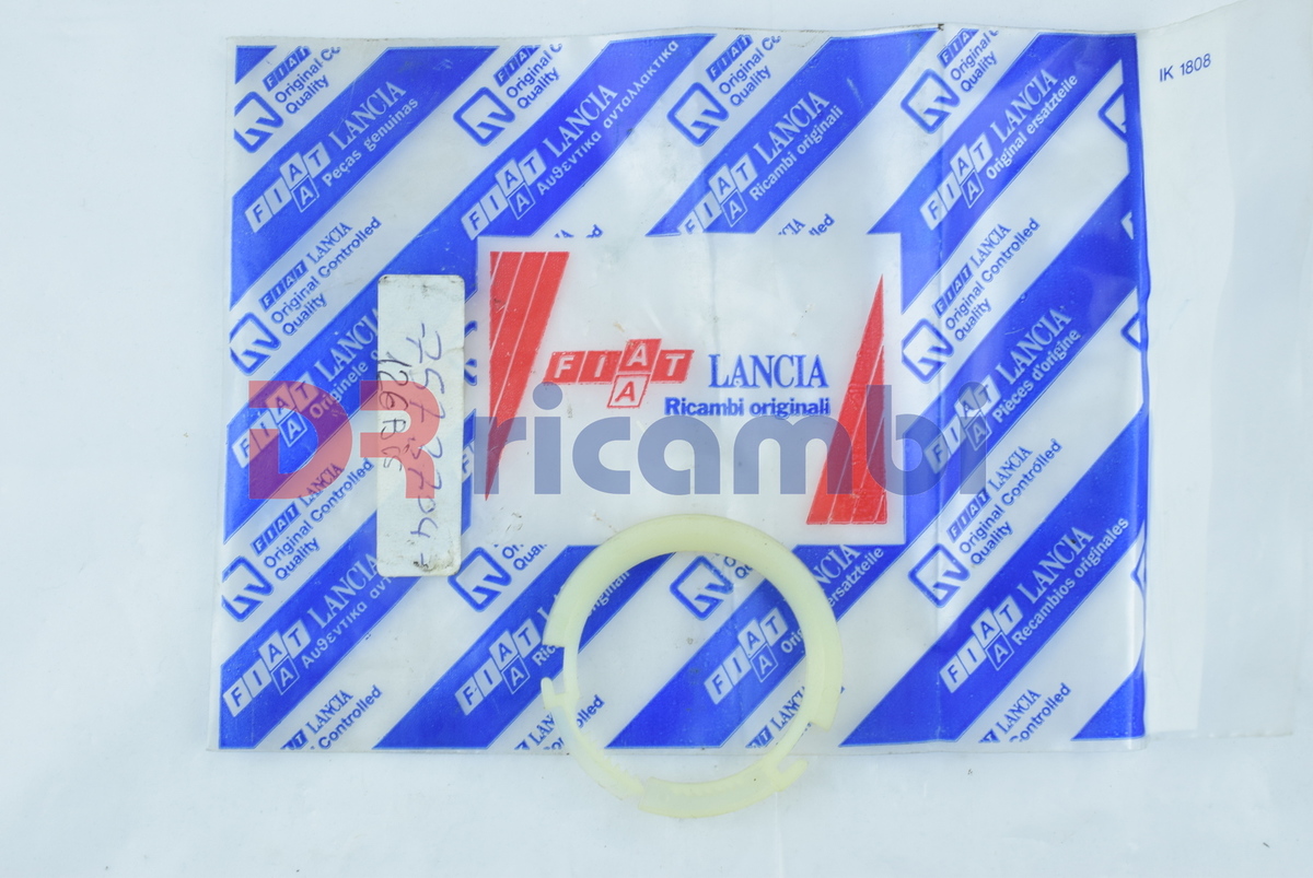 FASCETTA COLLARE TUBO INTRODUZIONE SERBATOIO ACQUA  FIAT 126 FIAT 7573704