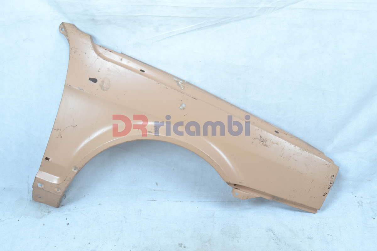 PARAFANGO ANTERIORE DESTRO ORIGINALE FIAT REGATA - FIAT 5944918/1