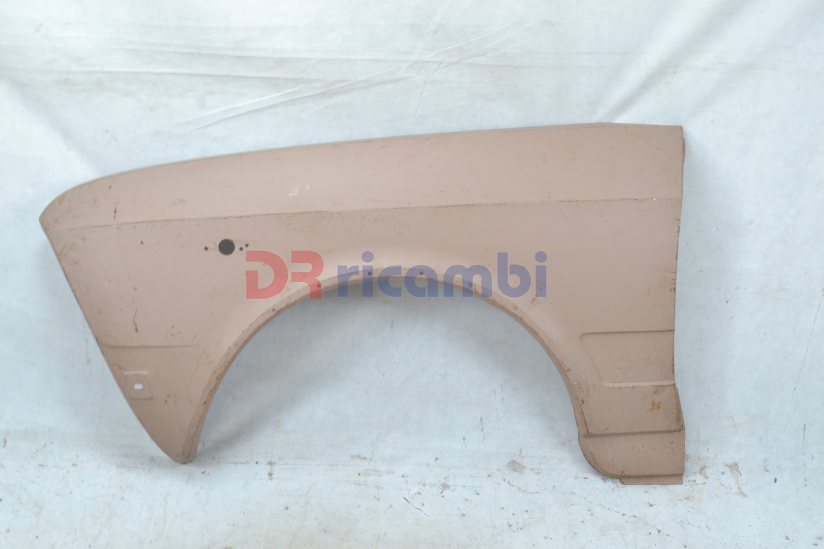 PARAFANGO ANTERIORE SINISTRO FIAT 132 1600 2000 - DR RICAMBI DR1554