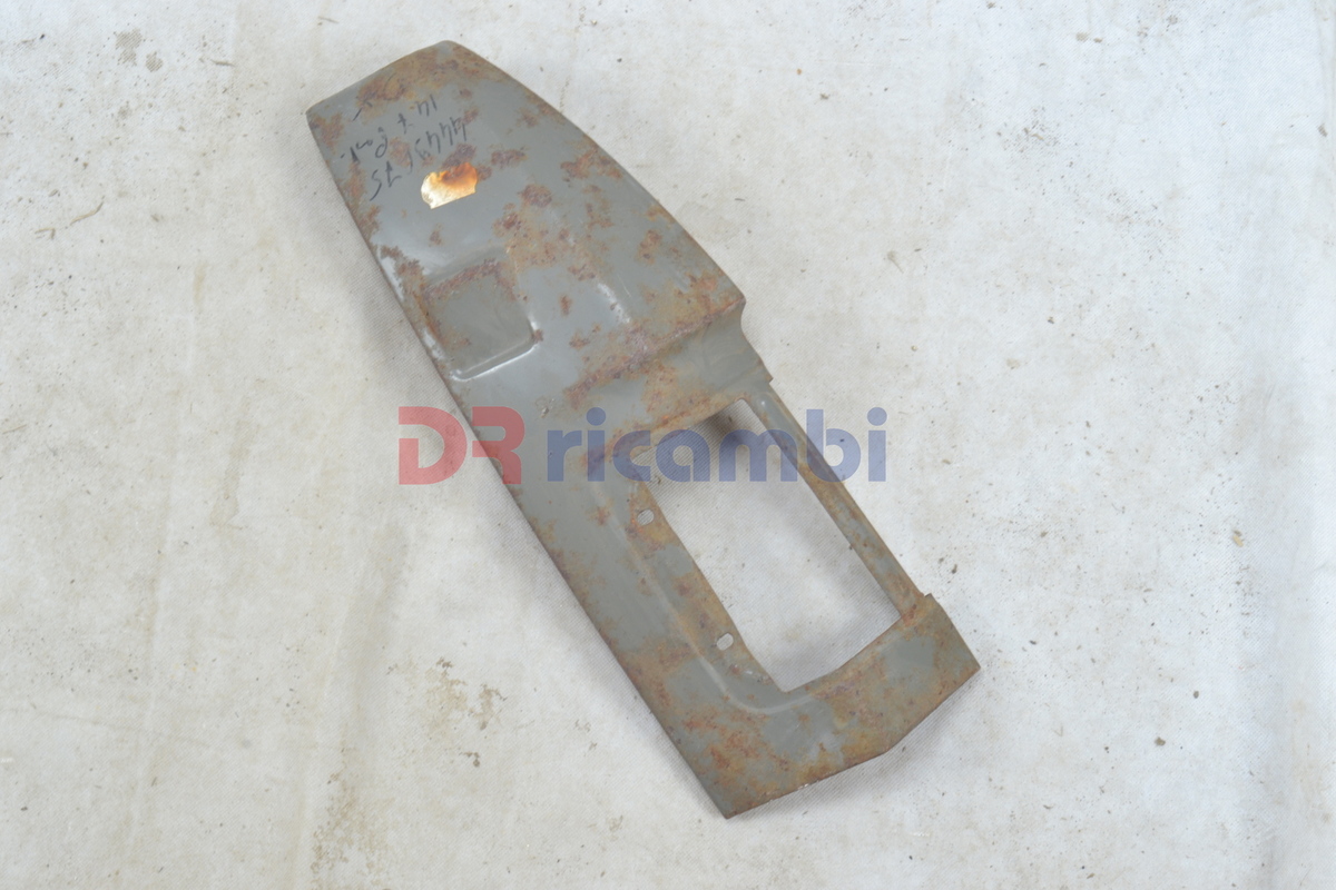 CANTONALE SEDE FANALE POSTERIORE DESTRO FIAT 127 147 RUSTICA - FIAT 4449675