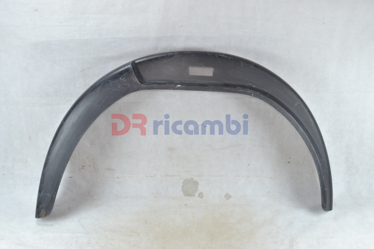 PARAFANGO ANTERIORE DESTRO CON FORO FIAT 697 NP 684 619 - DR RICAMBI DR1614