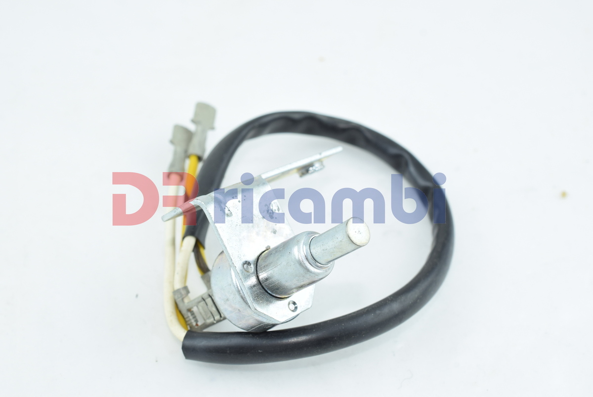 INTERRUTTORE LUCE RETROMARCIA ALFA ROMEO GIULIA 2000 - ALFA ROMEO 60711609