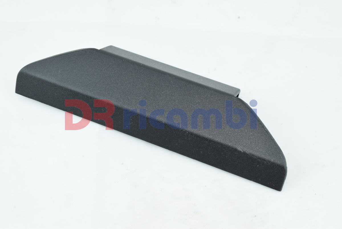 COPERCHIO NERO PLAFONIERA LUCE ABITACOLO FIAT CROMA LANCIA THEMA - FIAT 82407423