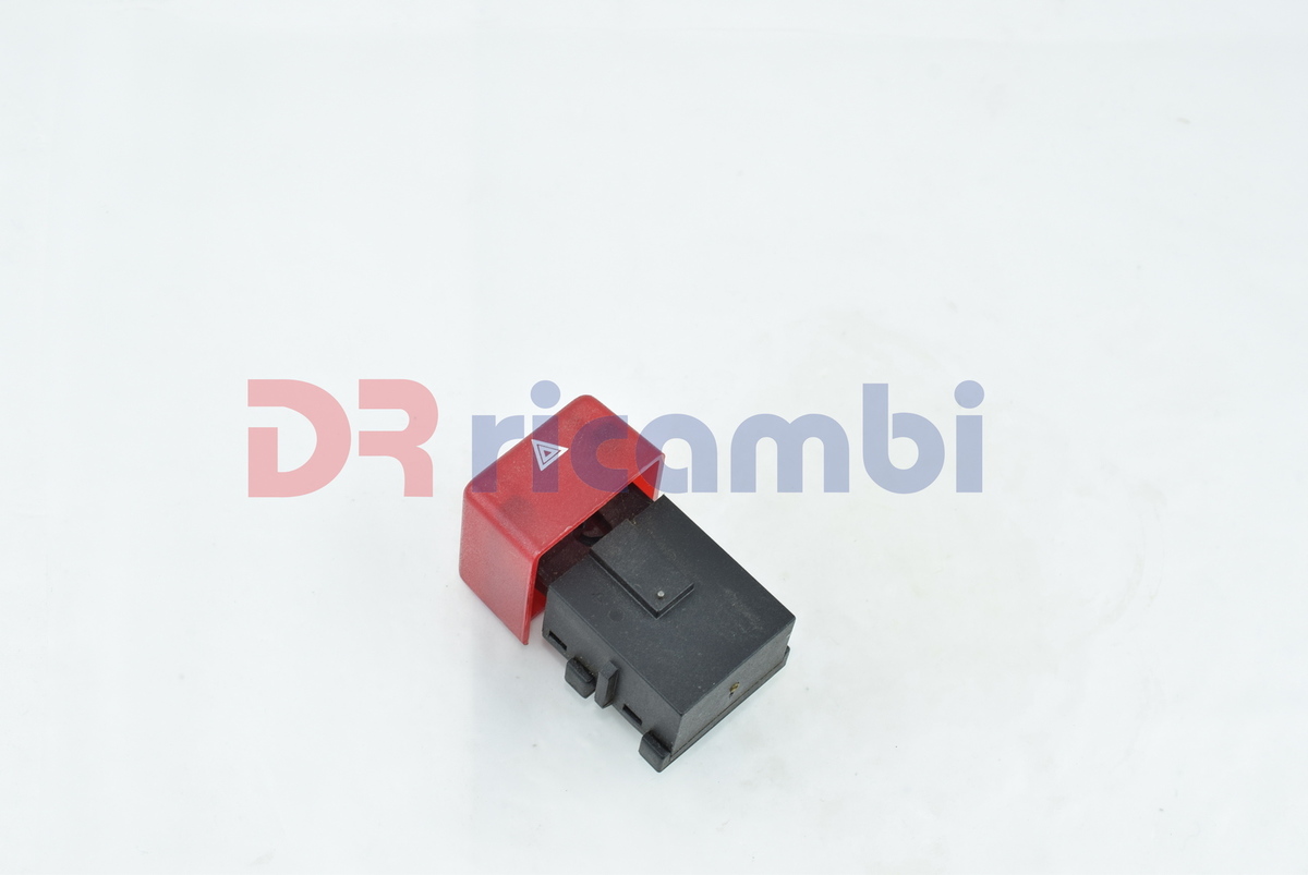 INTERRUTTORE PULSANTE 4 QUATTRO FRECCE SEAT IBIZA 1a SERIE - DR RICAMBI DR1381