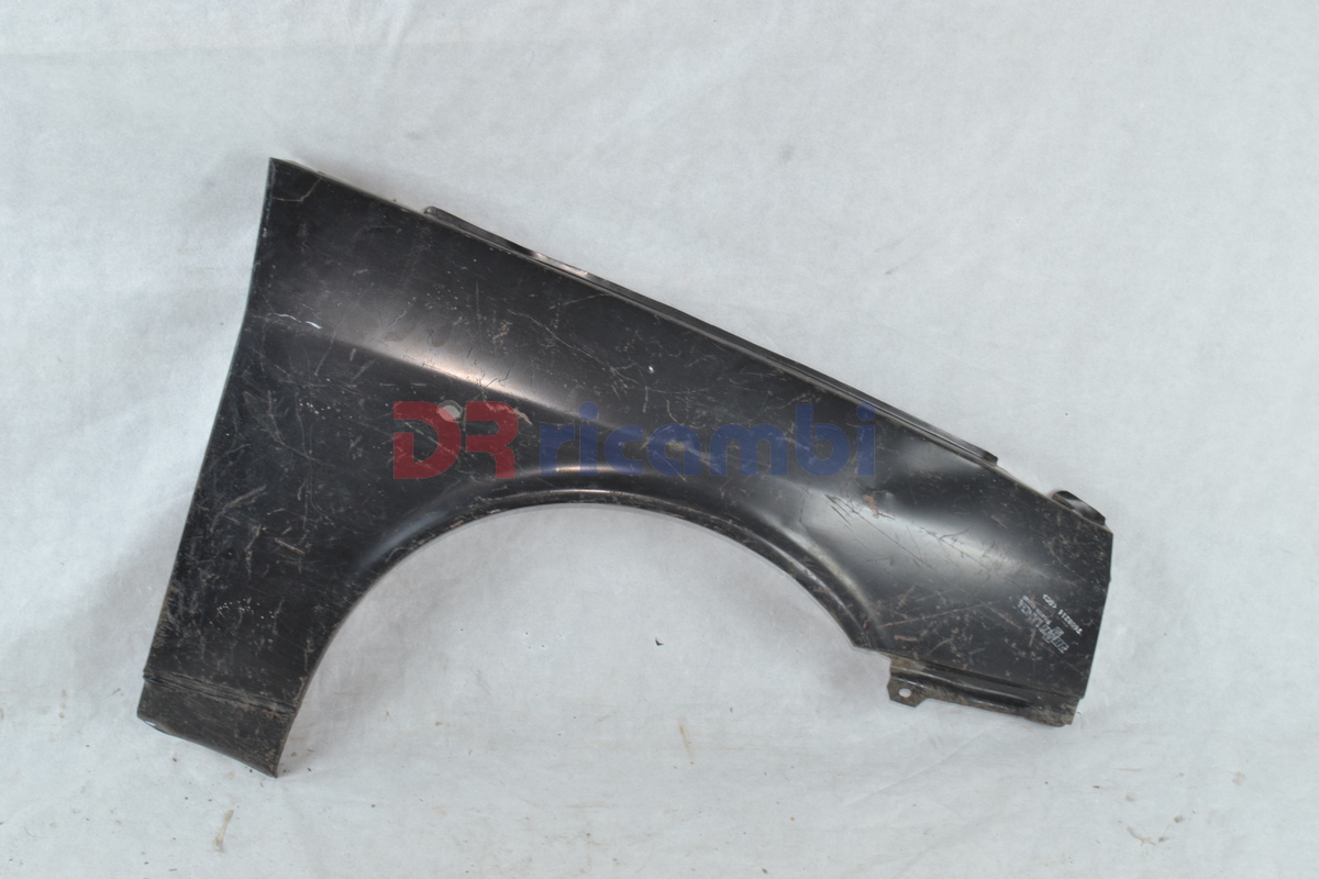 PARAFANGO ANTERIORE DESTRO ORIGINALE LANCIA Y10 - LANCIA 7608214