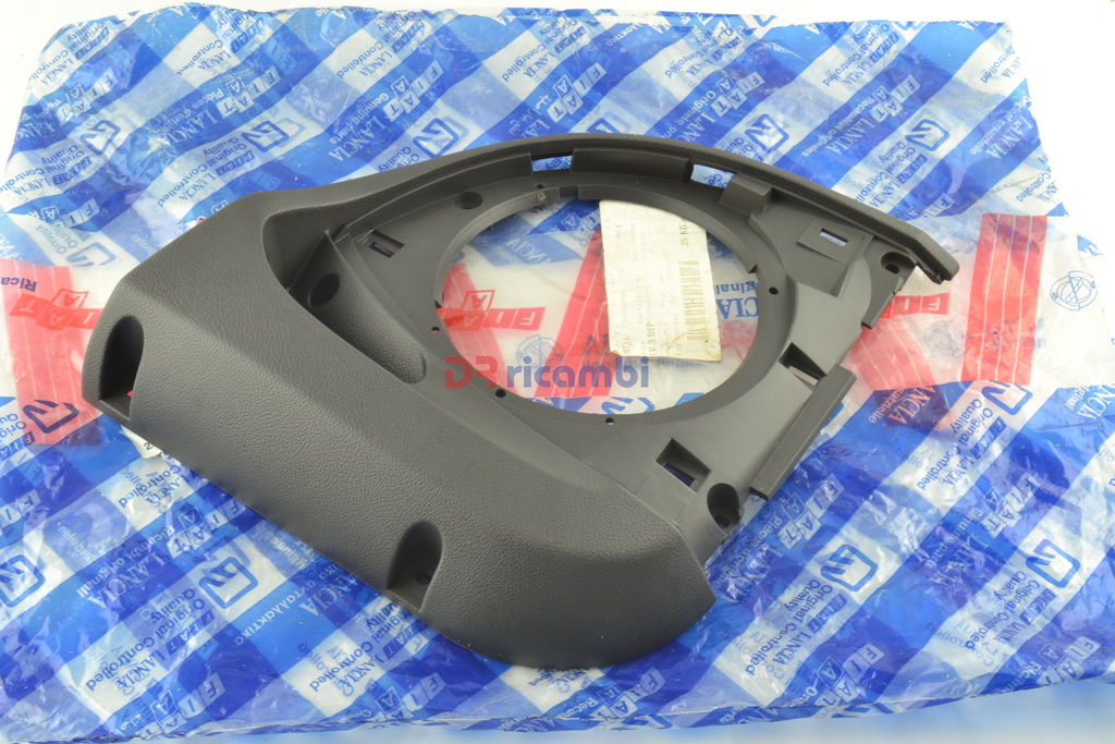 SUPPORTO COPERTURA CASSA PANNELLO INTERNO PORTA ANT SX FIAT PUNTO - 735308555