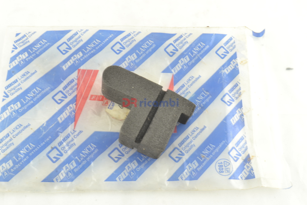 TAMPONE PRESA ARIA GRIGLIA ANTERIORE ORIGINALE FIAT PUNTO - FIAT 46463729