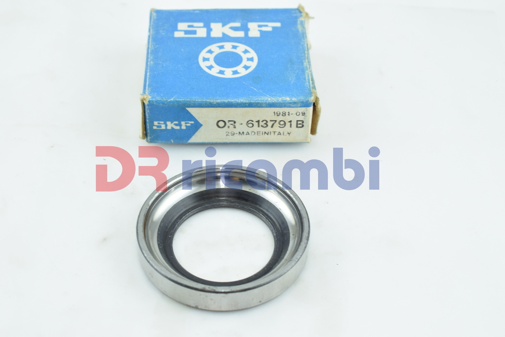 CUSCINETTO GHIERA VITE STERZO FIAT 124 131 SKF OR 613791B  FIAT 4162042 28x47x9 