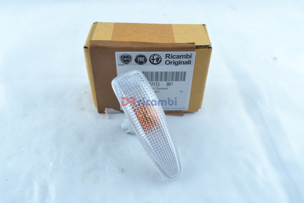 FANALINO BIANCO FRECCIA LATERALE ANTERIORE ORIGINALE FIAT FULLBACK - 6000607113