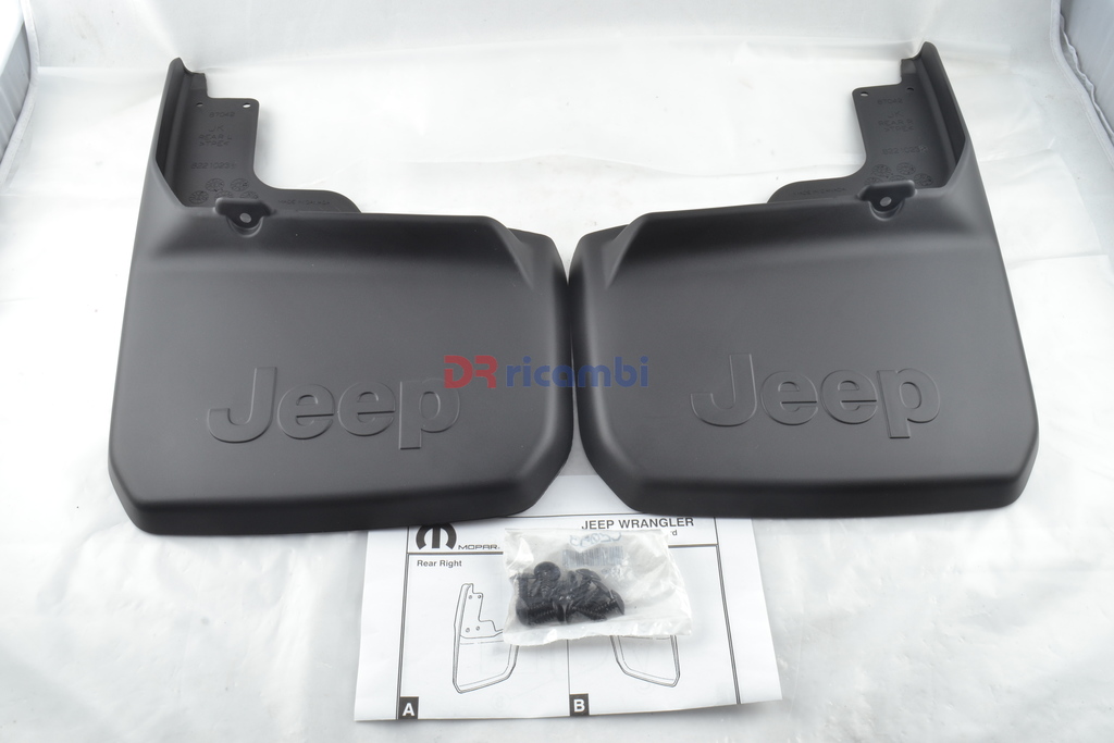 KIT PARASPRUZZI PARASCHIZZI POSTERIORI CON LOGO JEEP WRANGLER - JEEP K82210232