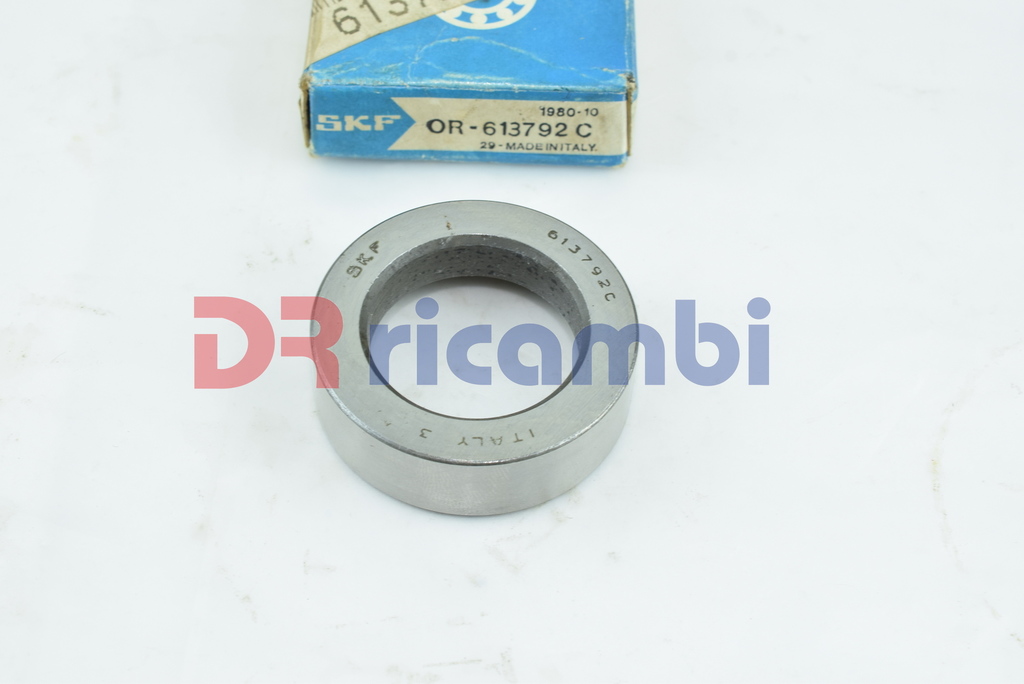 CUSCINETTO COPPA ALBERO VITE INF. SCATOLA GUIDA FIAT 124 125 SKF 613792C 4162043