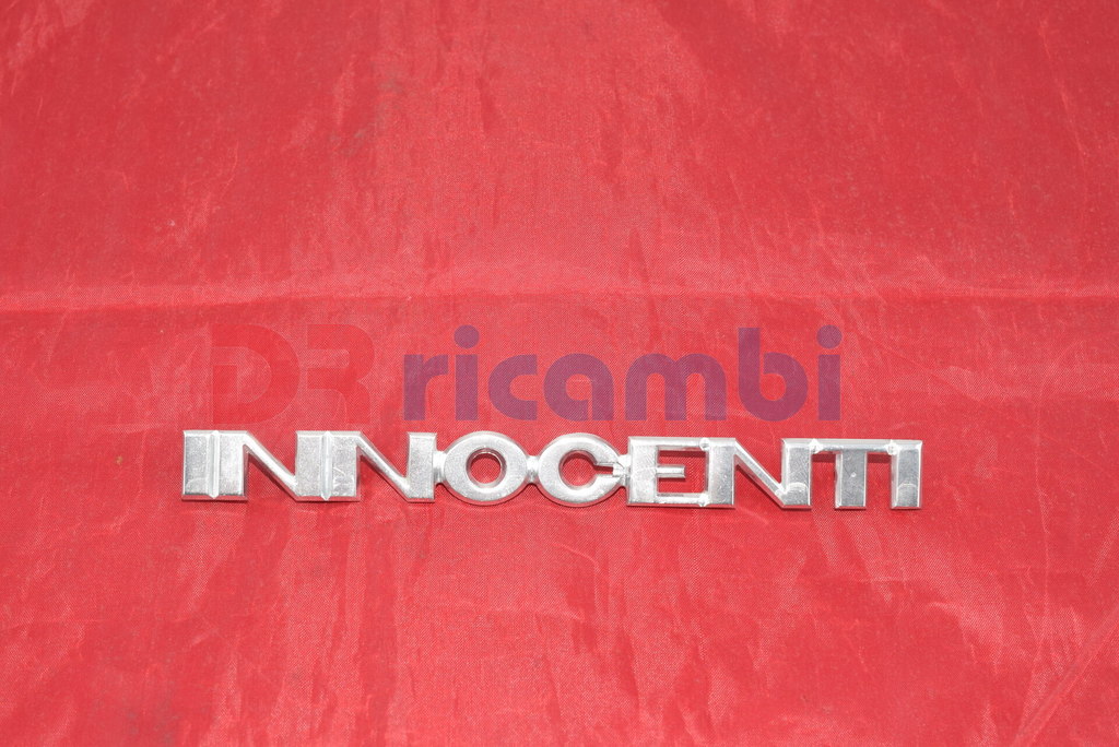 LOGO FREGIO SIGLA INNOCENTI MODELLO IN METALLO POSTERIORE INNOCENTI MINI DR1872