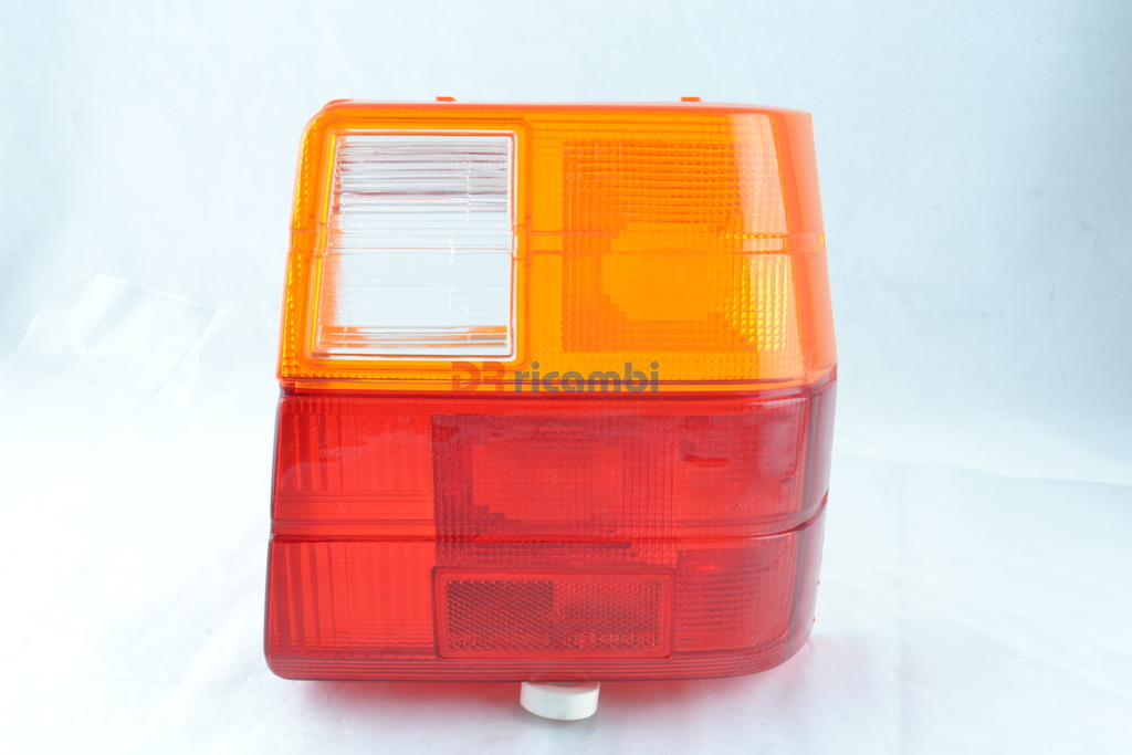 PLASTICA TRASPARENTE FANALE POST DX FIAT UNO 1a SERIE 83&gt;89 - DR RICAMBI DR1935