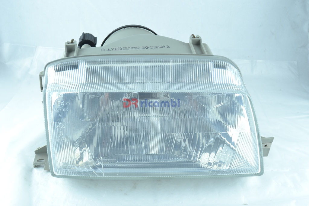 FARO PROIETTORE PRINCIPALE ANT DX H4 CIBIE RENAULT 19 R19 - VALEO 063024