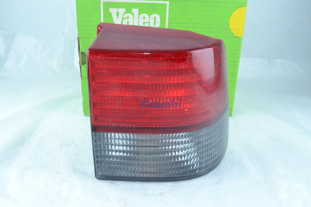 FANALE FANALINO LUCE STOP POSTERIORE DESTRO PEUGEOT 405 BK - VALEO 083634