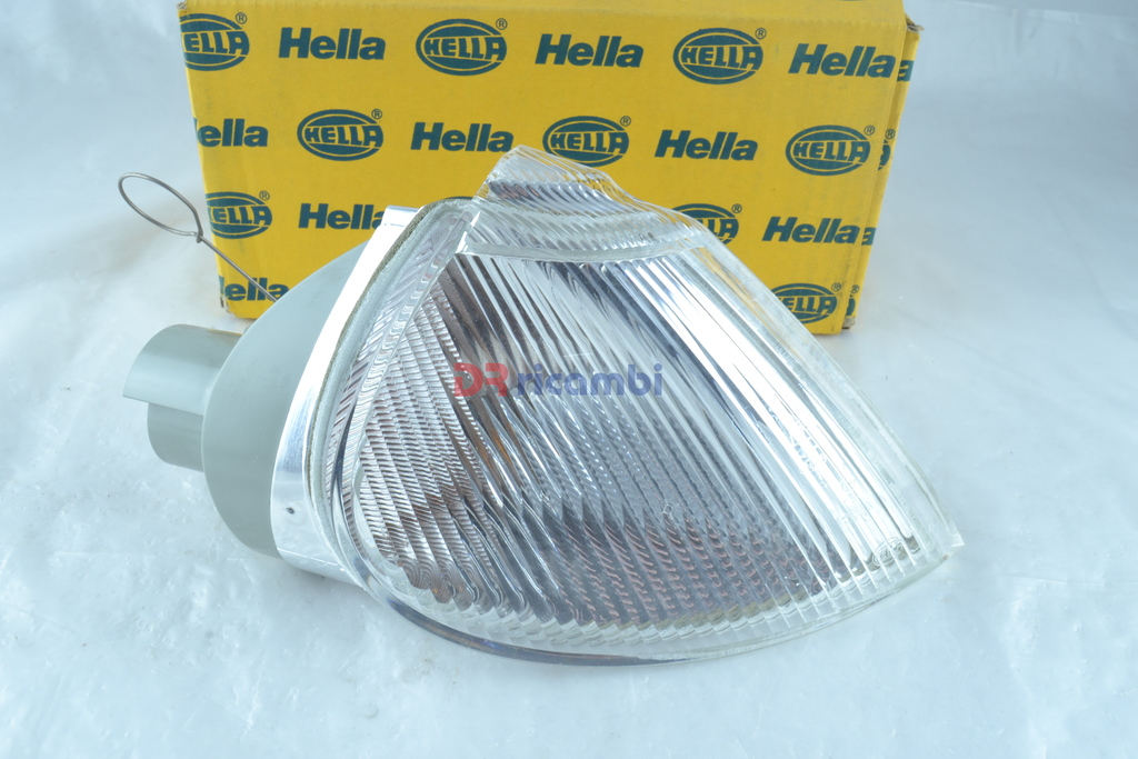 FANALINO DESTRO FRECCIA BIANCO RENAULT LAGUNA - HELLA 9BG 142 248-021