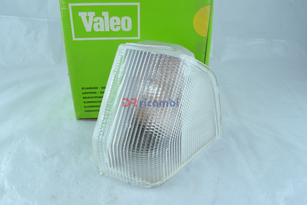 FANALINO FRECCIA INDICATORE DI DIREZIONE BIANCO ANT SX CITROEN BX - VALEO 061260