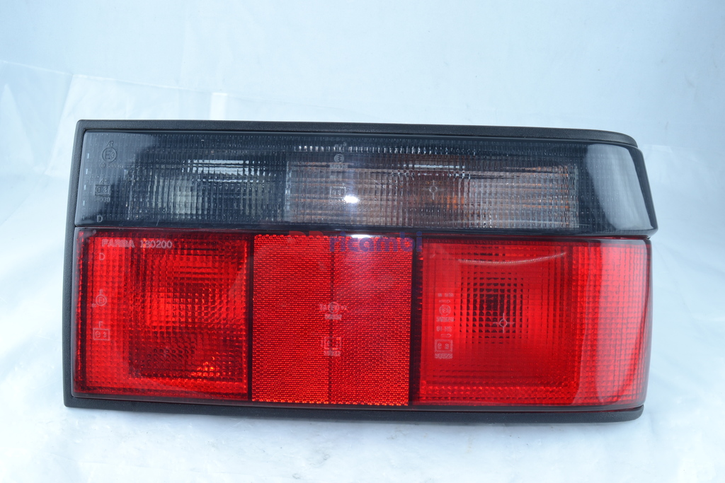 FANALE LUCE STOP POSTERIORE DESTRO ROSSO FUME' RENAULT R9 86&gt;87 - LEART 27198000