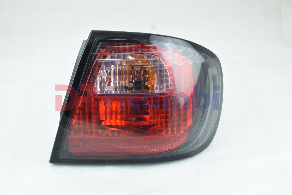 FARO FANALE LUCE POSTERIORE DESTRA NISSAN PRIMERA(P11) 1.6 1.8 2.0  VALEO 087957