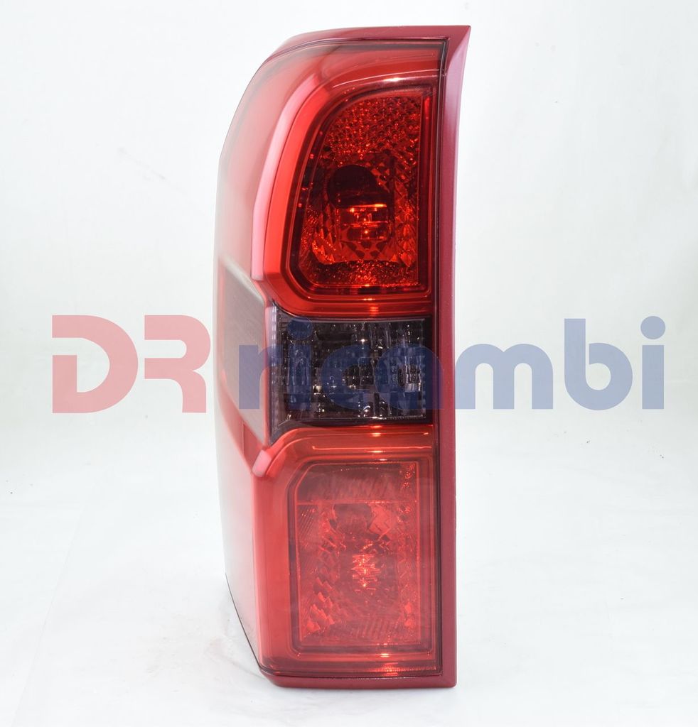 FARO FANALE POST. SX NISSAN PATROL GR V WAGON 2.8 3.0 3.2 DEPO 215-19H9L-LD-AE 