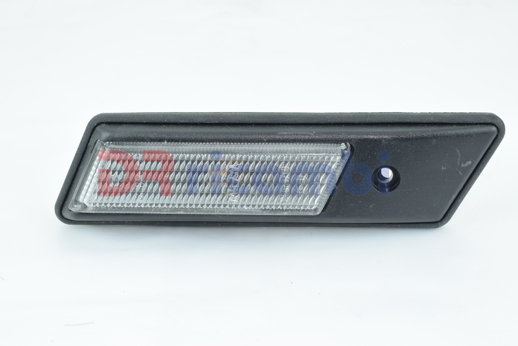 INDICATORE DI DIREZIONE FANALE DESTRO BMW 3 MAGNETI MARELLI 714034890817