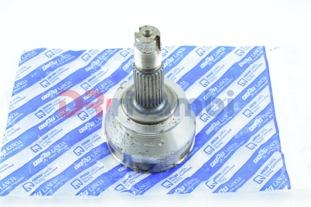 GIUNTO OMOCINETICO LATO RUOTA FIAT BRAVO LANCIA DELTA ALFA ROMEO 145 155 7698900