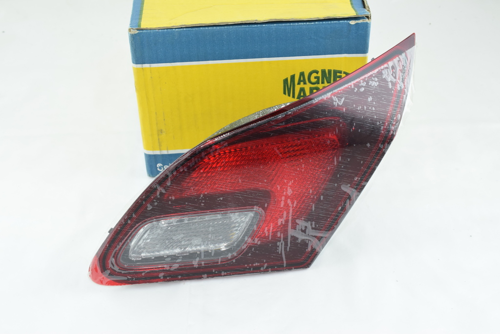 FARO FANALE LUCE POSTERIORE DESTRA OPEL ASTRA J MAGNETI MARELLI 714021641807