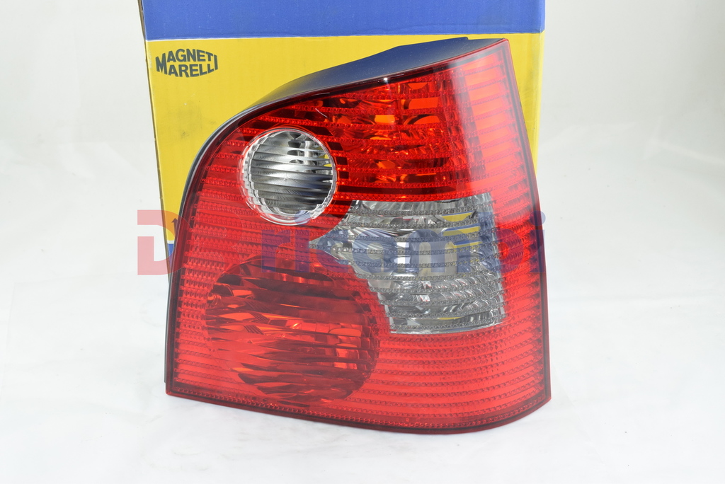 FARO FANALE LUCE POSTERIORE DESTRA VOLKSWAGEN POLO MAGNETI MARELLI 714000018992