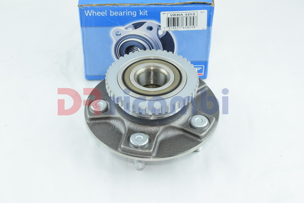 CUSCINETTO MOZZO RUOTA POST. NISSAN MAXIMA III IV 2.0 3.0 SKF VKBA3252