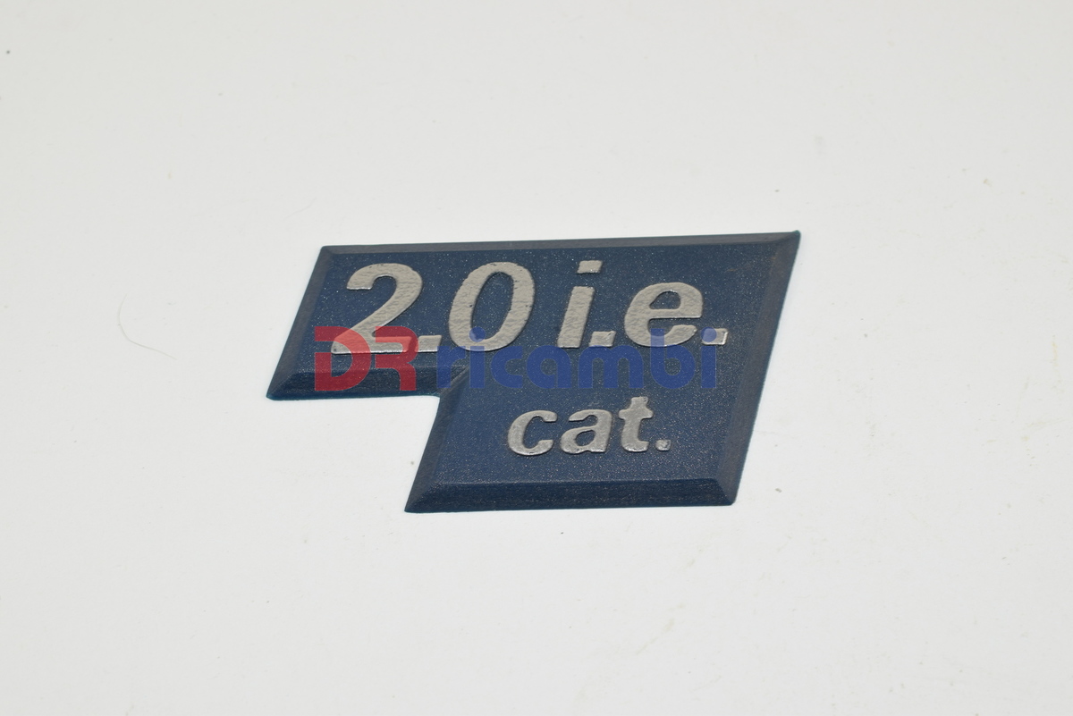 LOGO FREGIO SIGLA MODELLO FIAT &quot; 2.0 I.E. CAT. &quot; DR0370