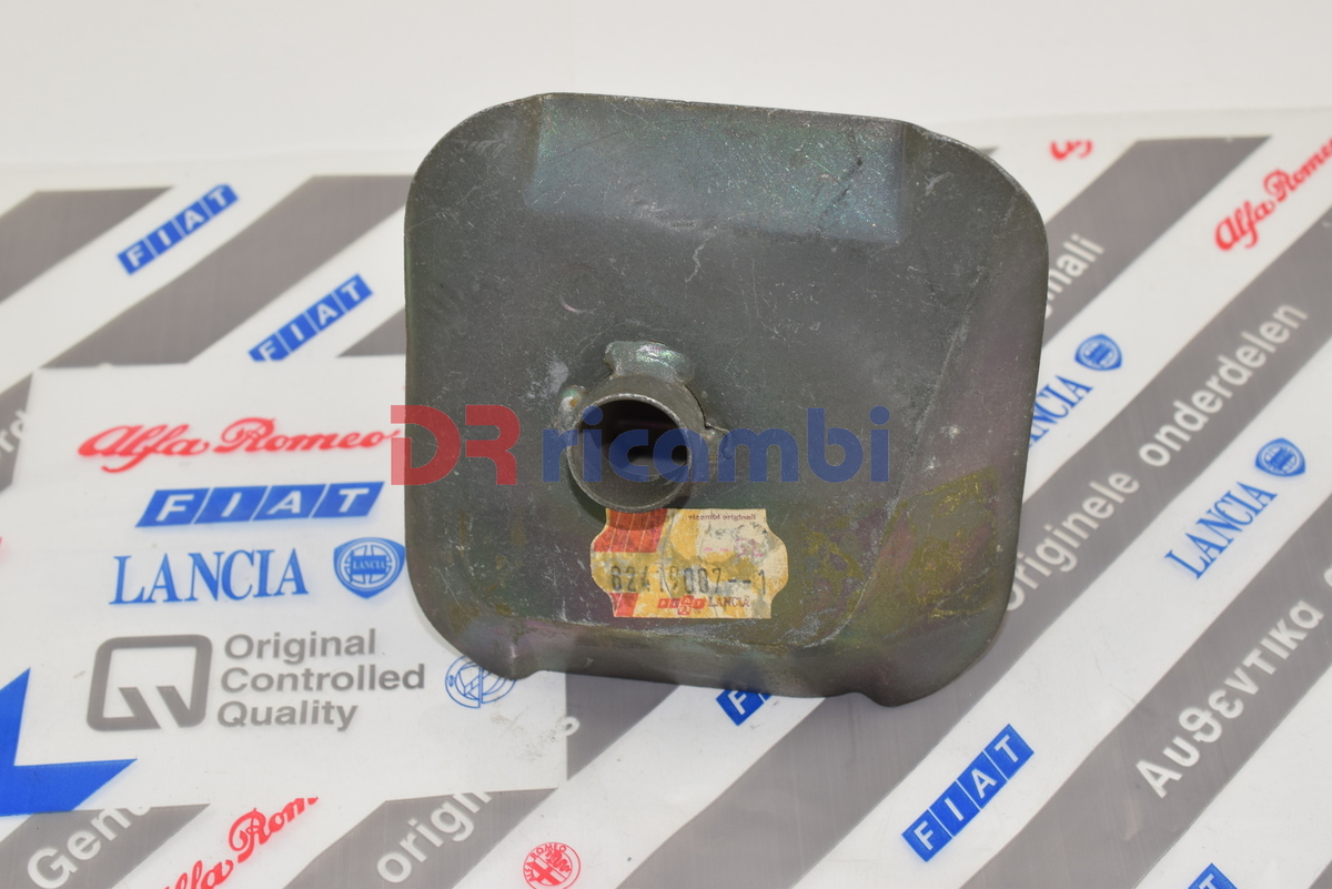 STAFFA PARAURTI LATO DESTRO FIAT CROMA 1° SERIE FIAT 82419087