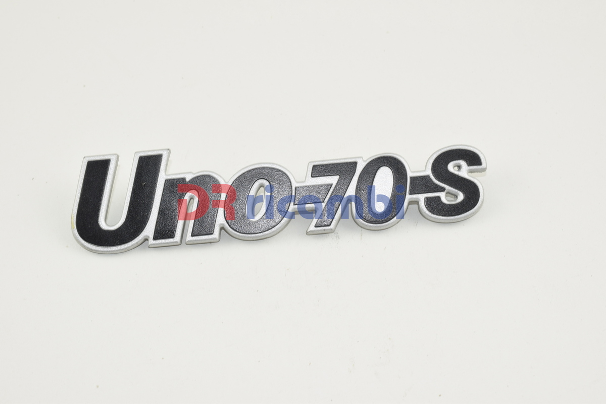 LOGO FREGIO SIGLA MODELLO FIAT &quot; UNO 70 S &quot; DR0412